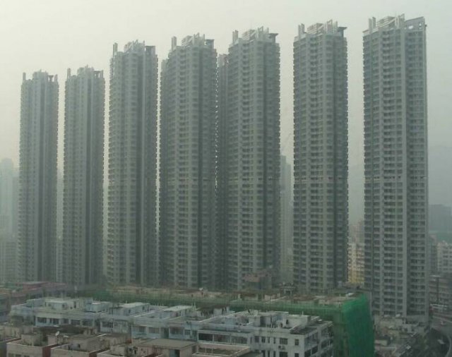 Urban Dystopia In Real Life (18 pics)