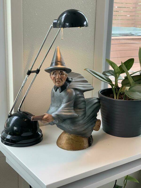Unusual Finds In Thrift Shops (26 pics)