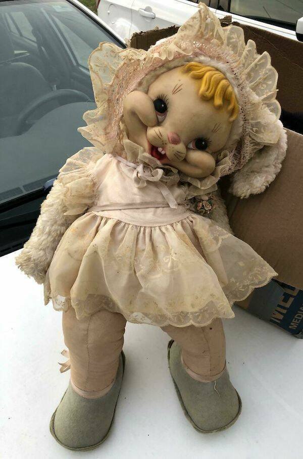 Unusual Finds In Thrift Shops (26 pics)