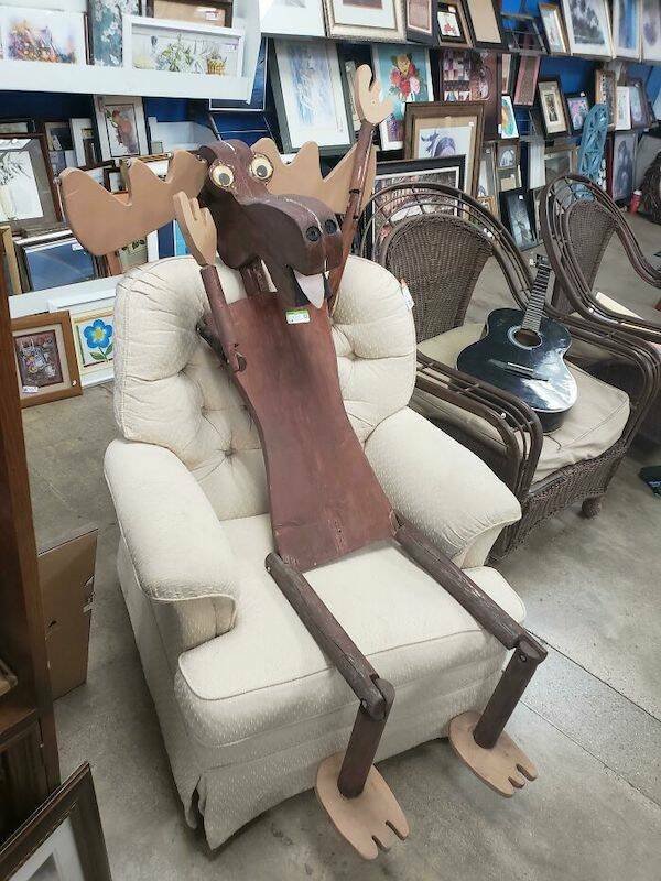 Unusual Finds In Thrift Shops (26 pics)