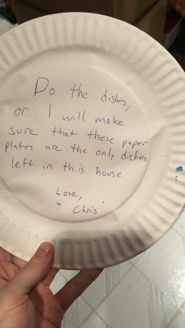 Terrible Roommates (24 pics)