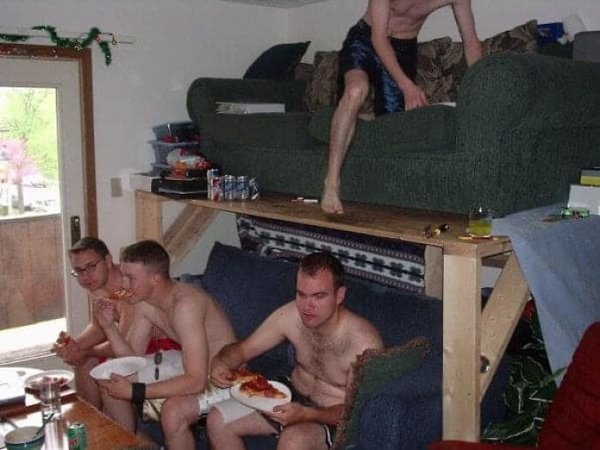 Strange People (35 pics)