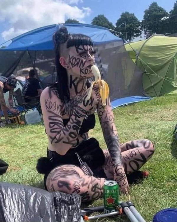 Strange People (35 pics)