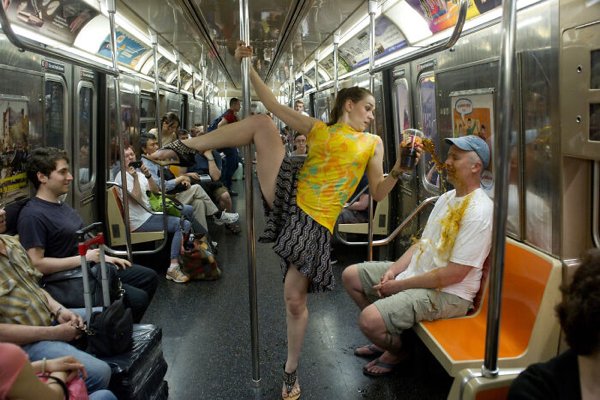 Strange People (35 pics)