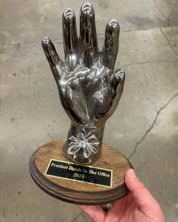 Weird Finds In Thrift Shops (30 pics)