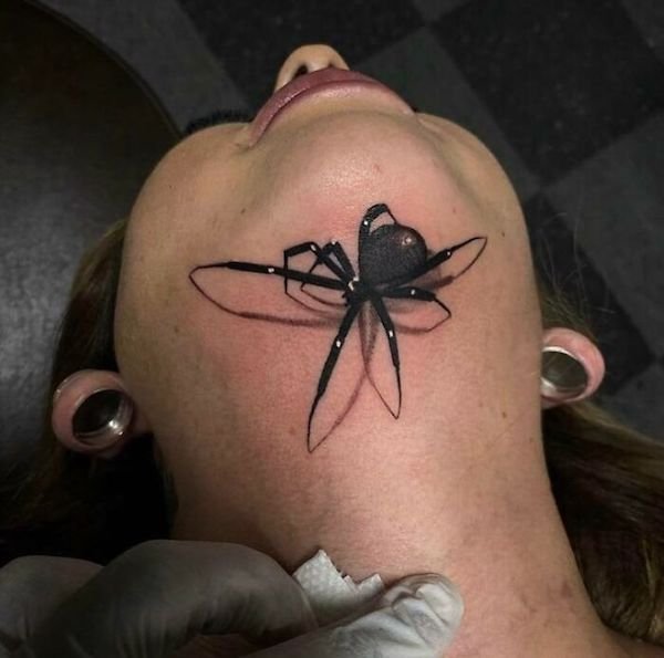 Unusual But Interesting Tattoos (27 pics) Unusual But Interesting Tattoos (27 pics)