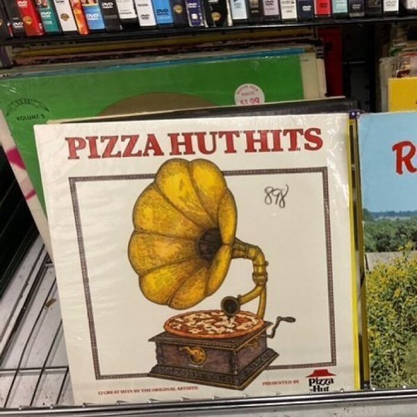 Weird Finds In Thrift Shops (30 pics)