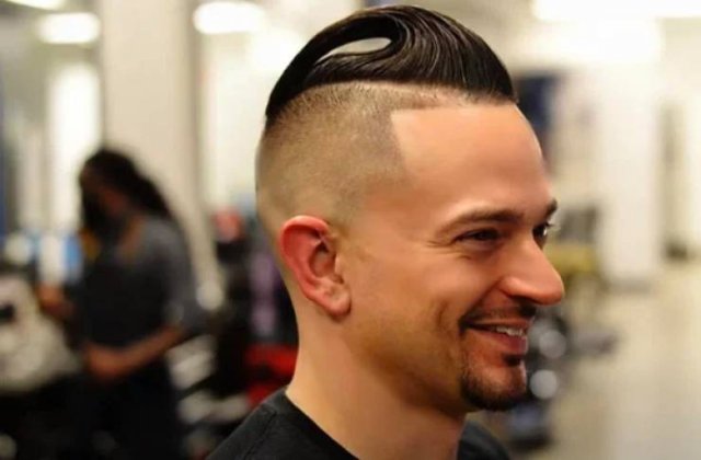 Terrible Haircuts (29 pics)