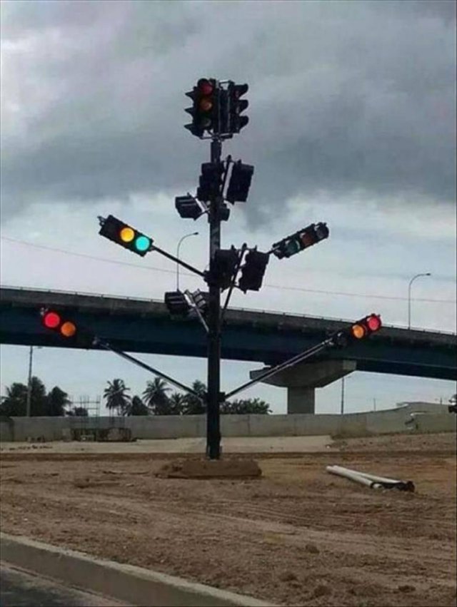 What Is Going On Here? (57 pics)
