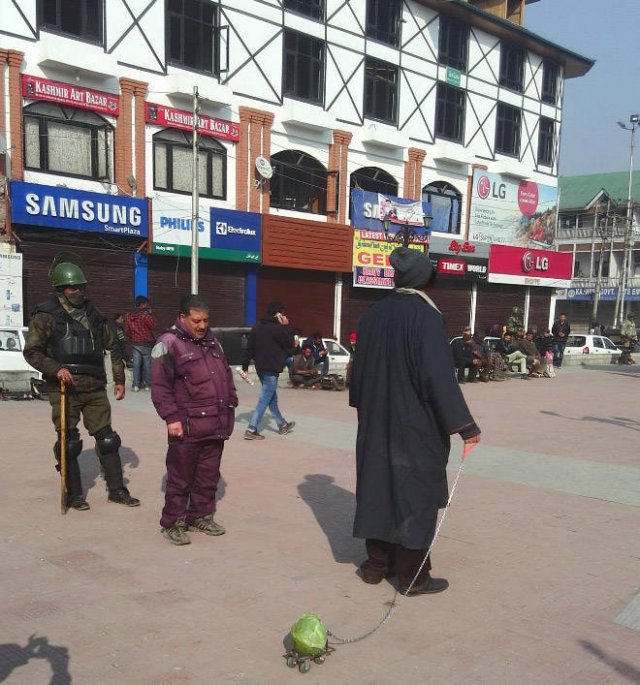 Strange People (22 pics)
