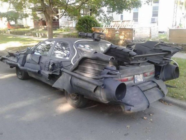 What Is Going On Here? (57 pics)