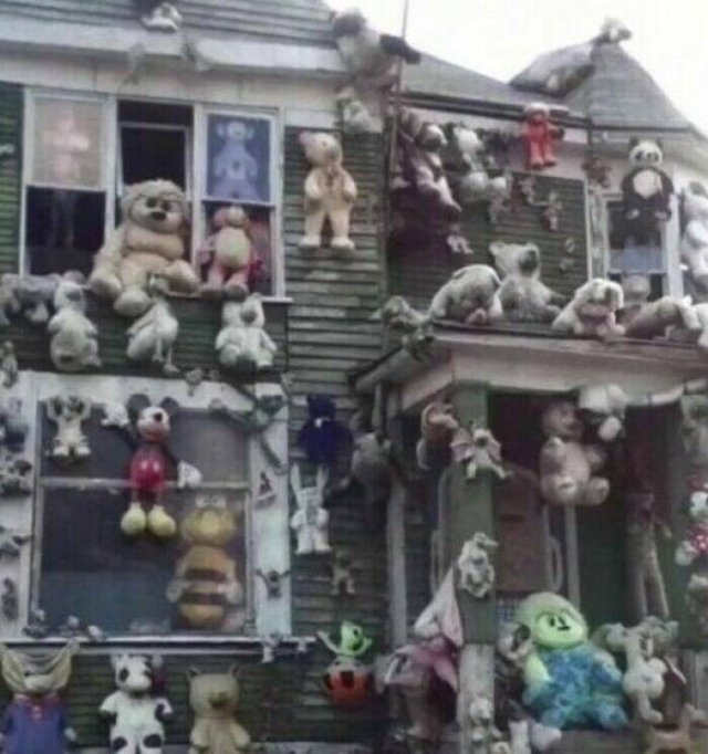 Creepy Photos And Finds (23 pics)