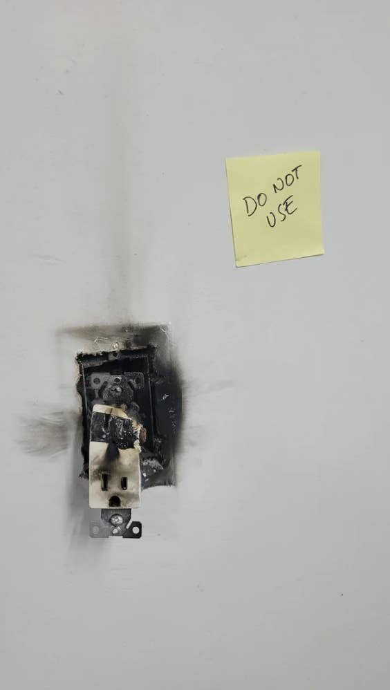 Strange And Unexpected Finds On The Workplaces (30 pics)
