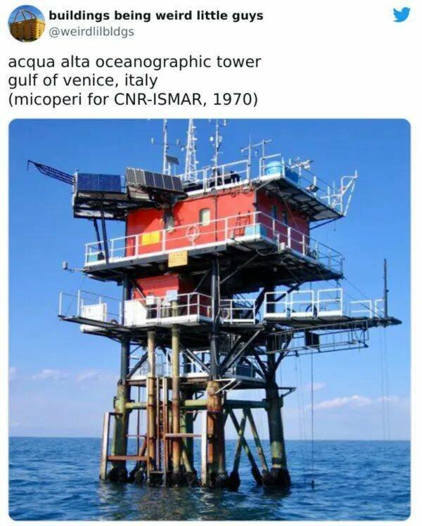 Unusual Buildings (18 pics)