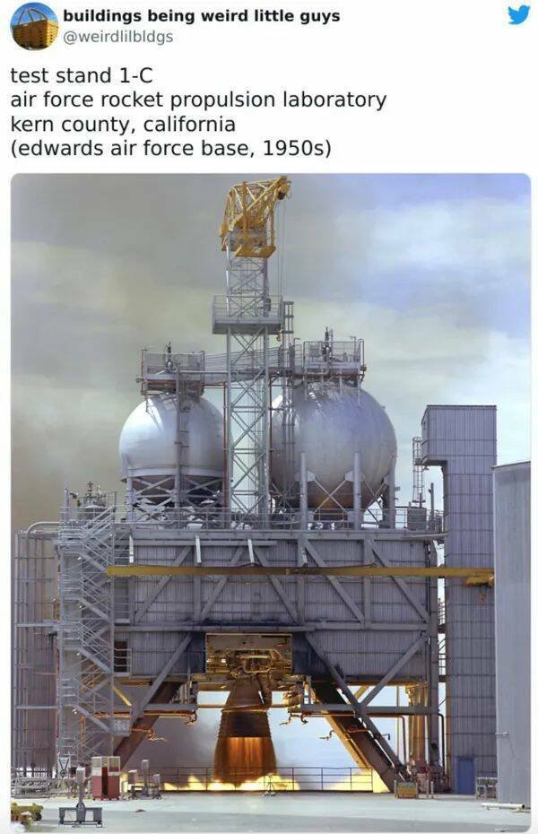 Unusual Buildings (18 pics)