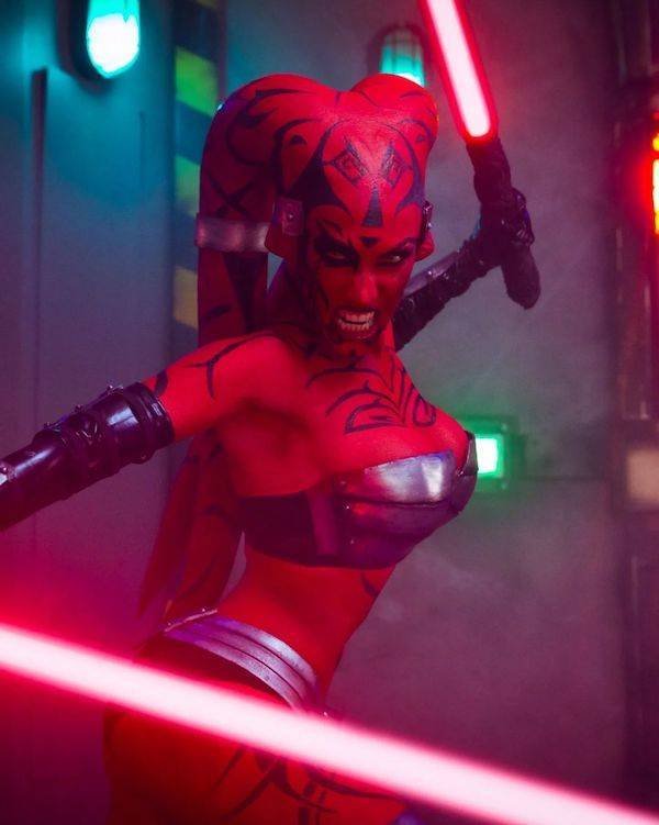 Cosplay Girls (35 pics)