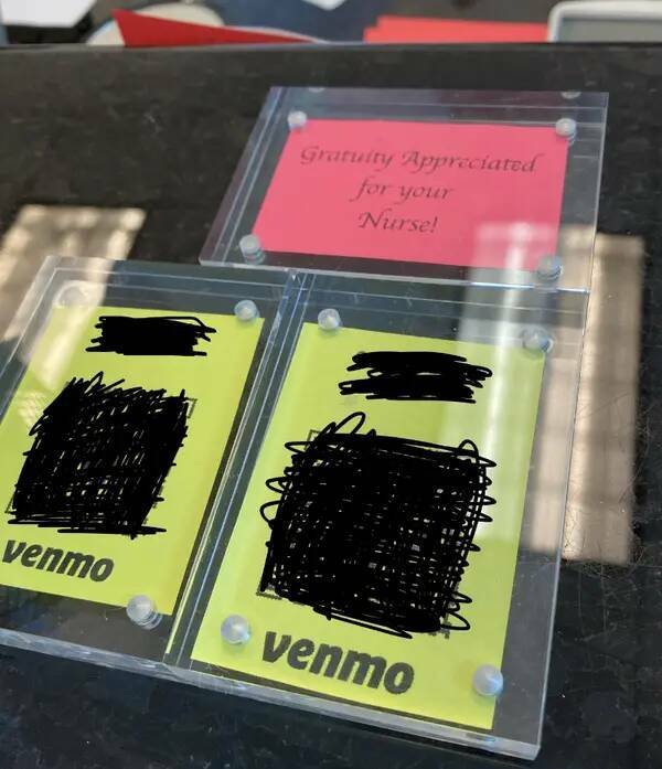 Annoying Finds At Workplaces (16 pics)