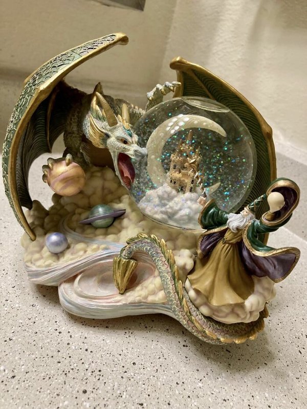 Unusual Finds In Thrift Shops (30 pics)