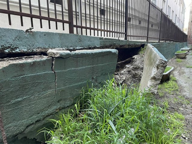 The Terrible Finds Of Construction Inspectors (21 pics)