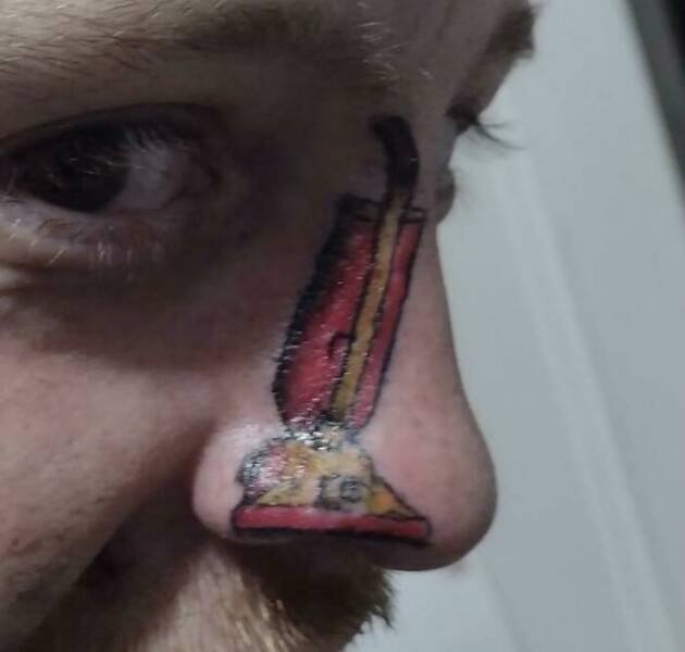 Unusual Tattoos (27 pics)