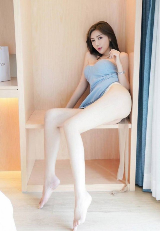 Hot Asian Girls (55 pics)