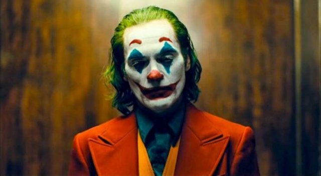 Movies That Made Over A Billion Dollars (27 pics)