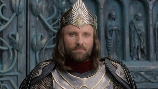 Movies That Made Over A Billion Dollars (27 pics)