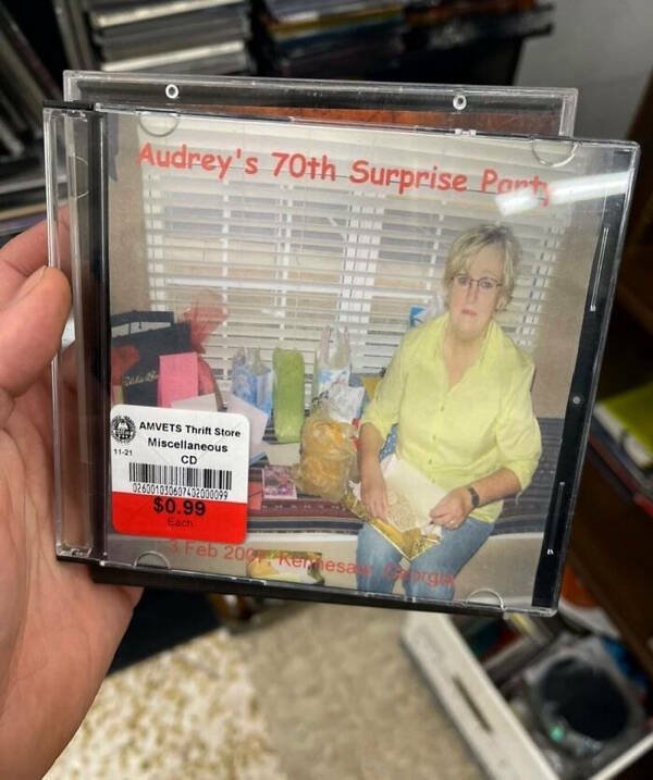 Odd Finds In Thrift Shops (27 pics)