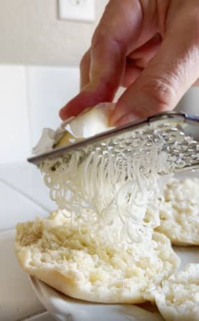 Unusual And Useful Lifehacks (16 pics)