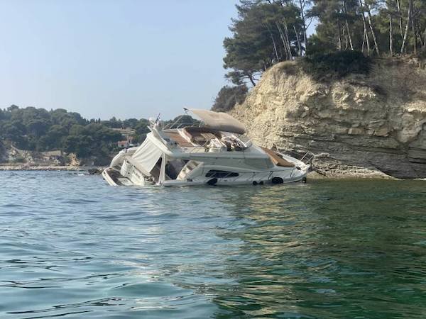 Bad Days Happen (35 pics)
