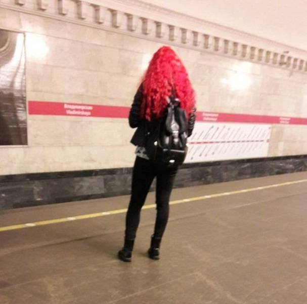 Weird People In The Subway (33 pics)