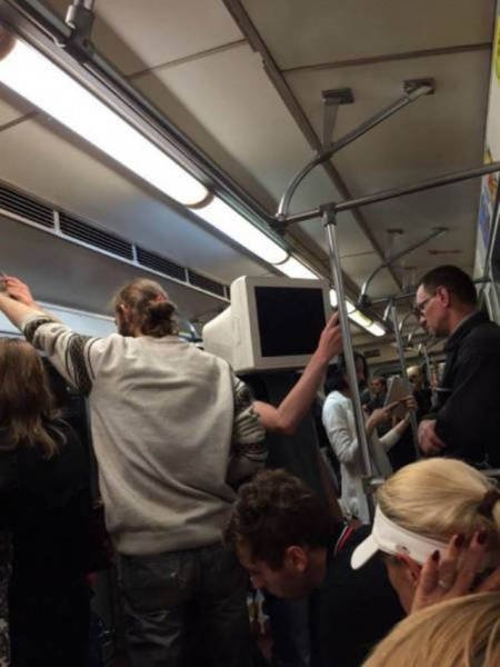 Odd People In The Subway (51 pics)
