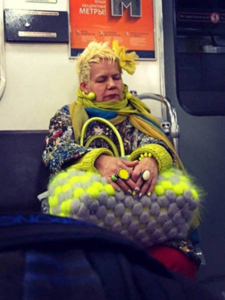 Odd People In The Subway (51 pics)
