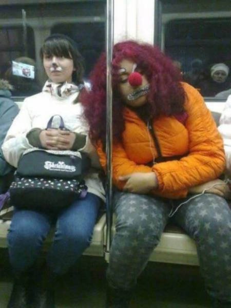 Odd People In The Subway (51 pics)