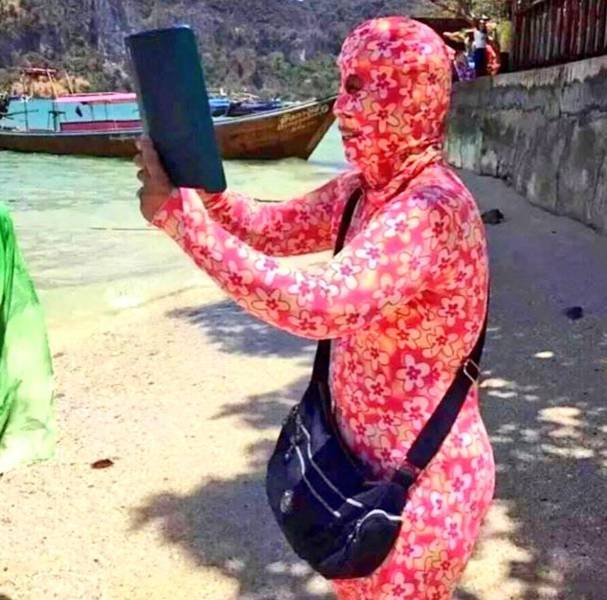 What Is Going On Here? (39 pics)