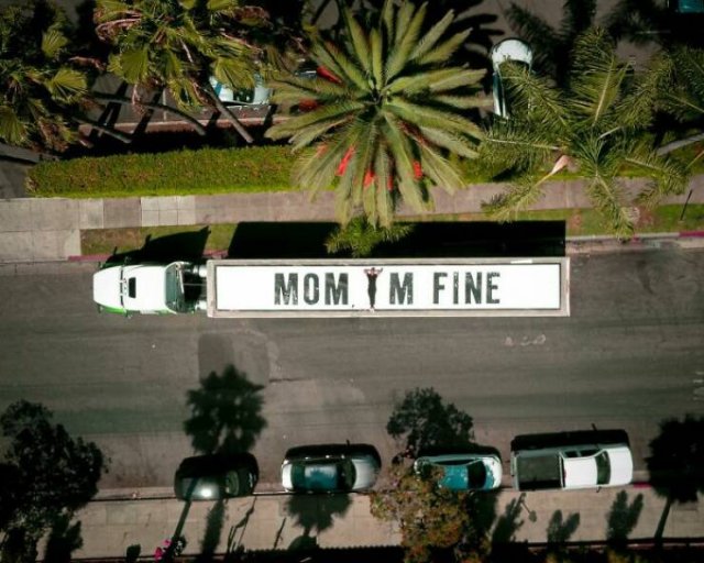 Messages For Mom From A Funny Traveler (23 pics)