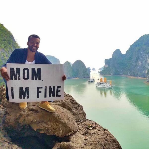 Messages For Mom From A Funny Traveler (23 pics)