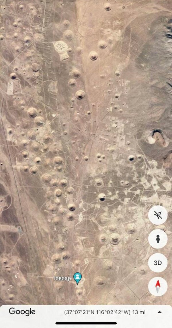Unusual Finds On Google Earth (25 pics)