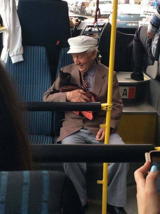 Heartwarming Moments (23 pics)