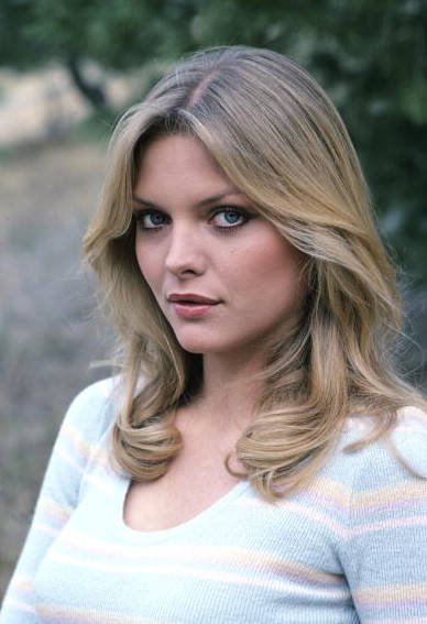 Celebrities In Their Youth (19 pics)