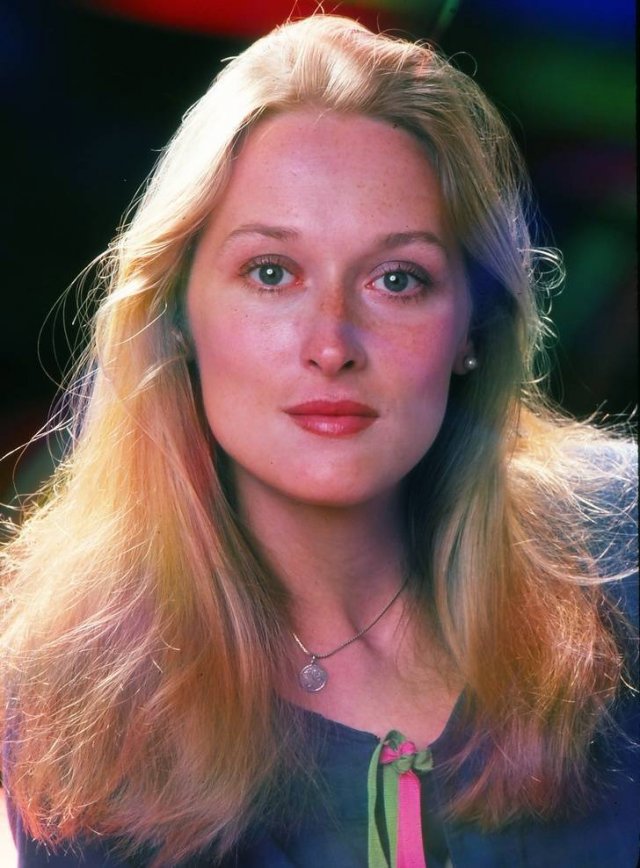 Celebrities In Their Youth (19 pics)