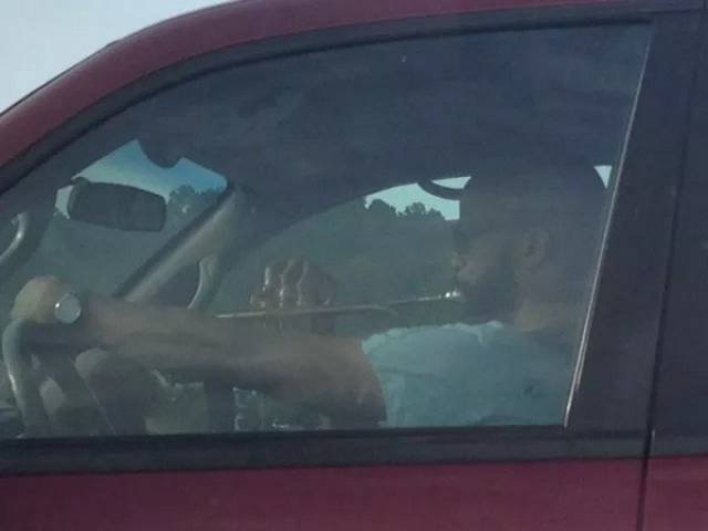 What Is Going On Here? (40 pics)
