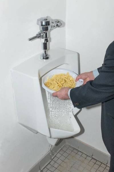 What Is Going On Here? (40 pics)