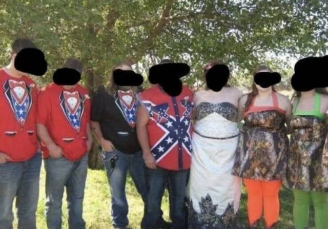 Strange Finds At Weddings (22 pics)