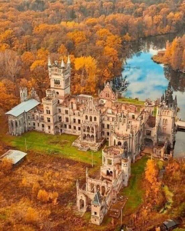 Beautiful Abandoned Places (25 pics)