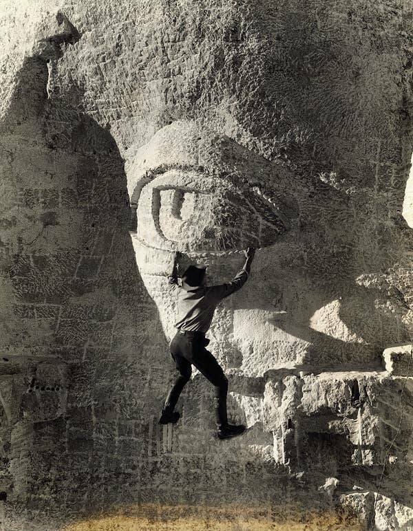 Interesting Photos And Finds From Around The World (24 pics)