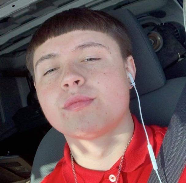 Awful Haircuts (32 pics)