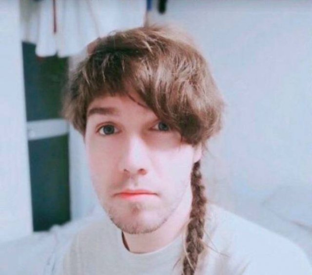 Awful Haircuts (32 pics)
