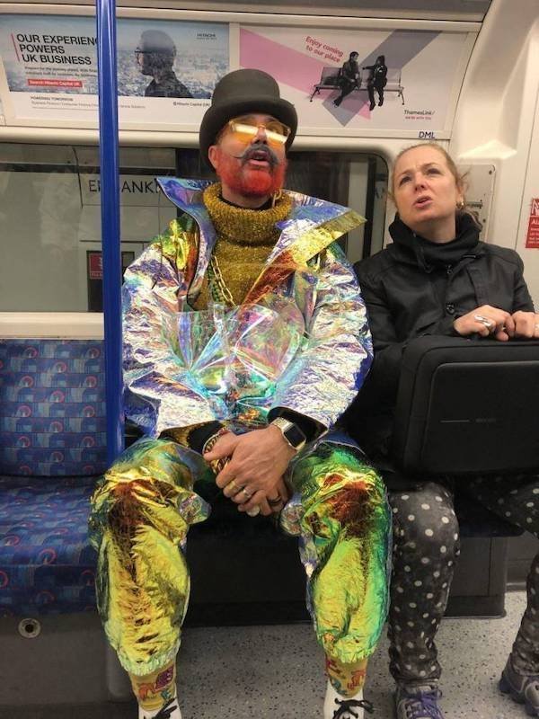 Strange People In The Subway (31 pics)