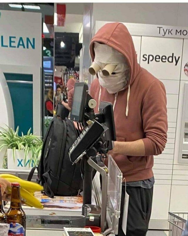 Weird And Creepy Finds And Situations (43 pics)
